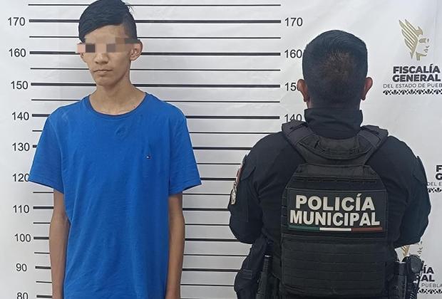 En El Verde aseguran a sujeto con vehículo robado