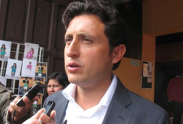 Reactivan orden de aprehensión contra José Juan Espinosa Torres