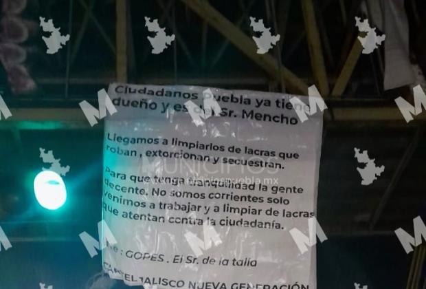 Guasón poblano colocó mantas en vialidades de Puebla: Barbosa