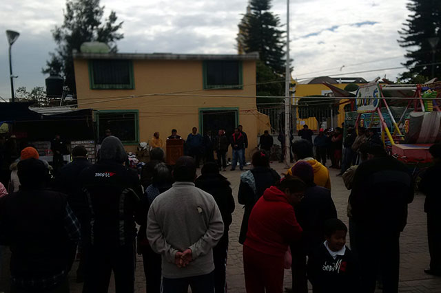 Estallan protestas por manejo de agua potable en Momoxpan