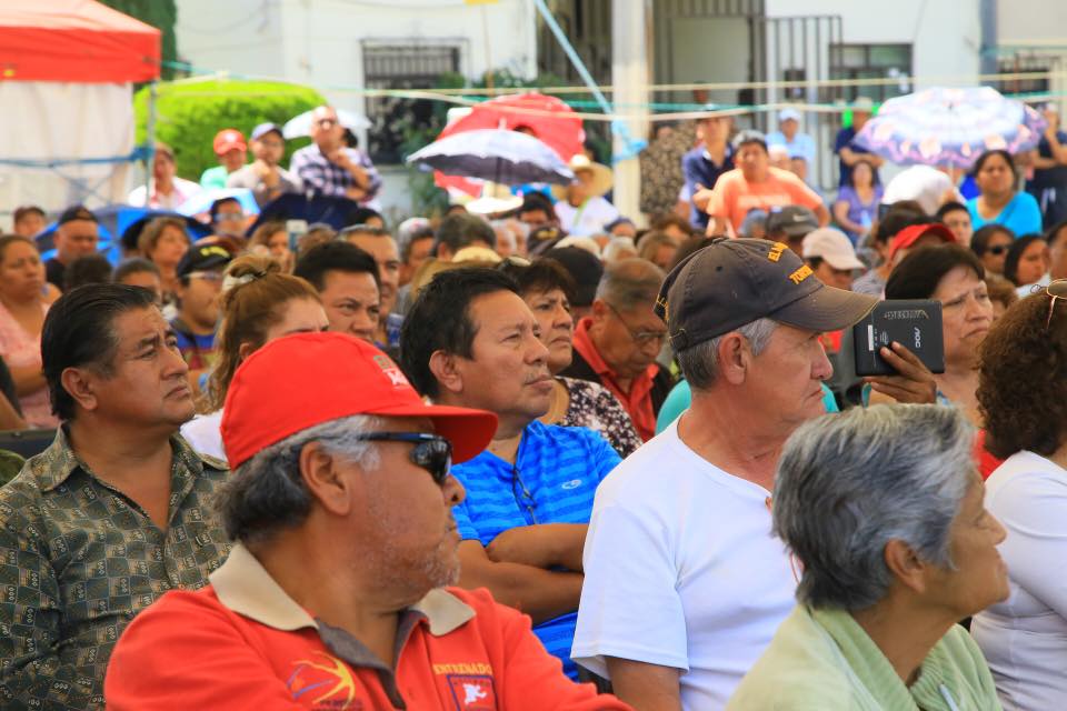 Reconstruyen edificios dañados en unidad Infonavit de Atlixco