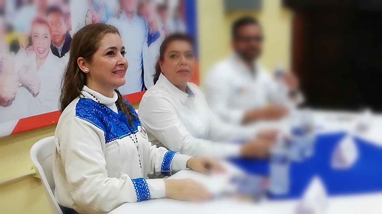 A favor del fracking candidata panista en Huauchinango