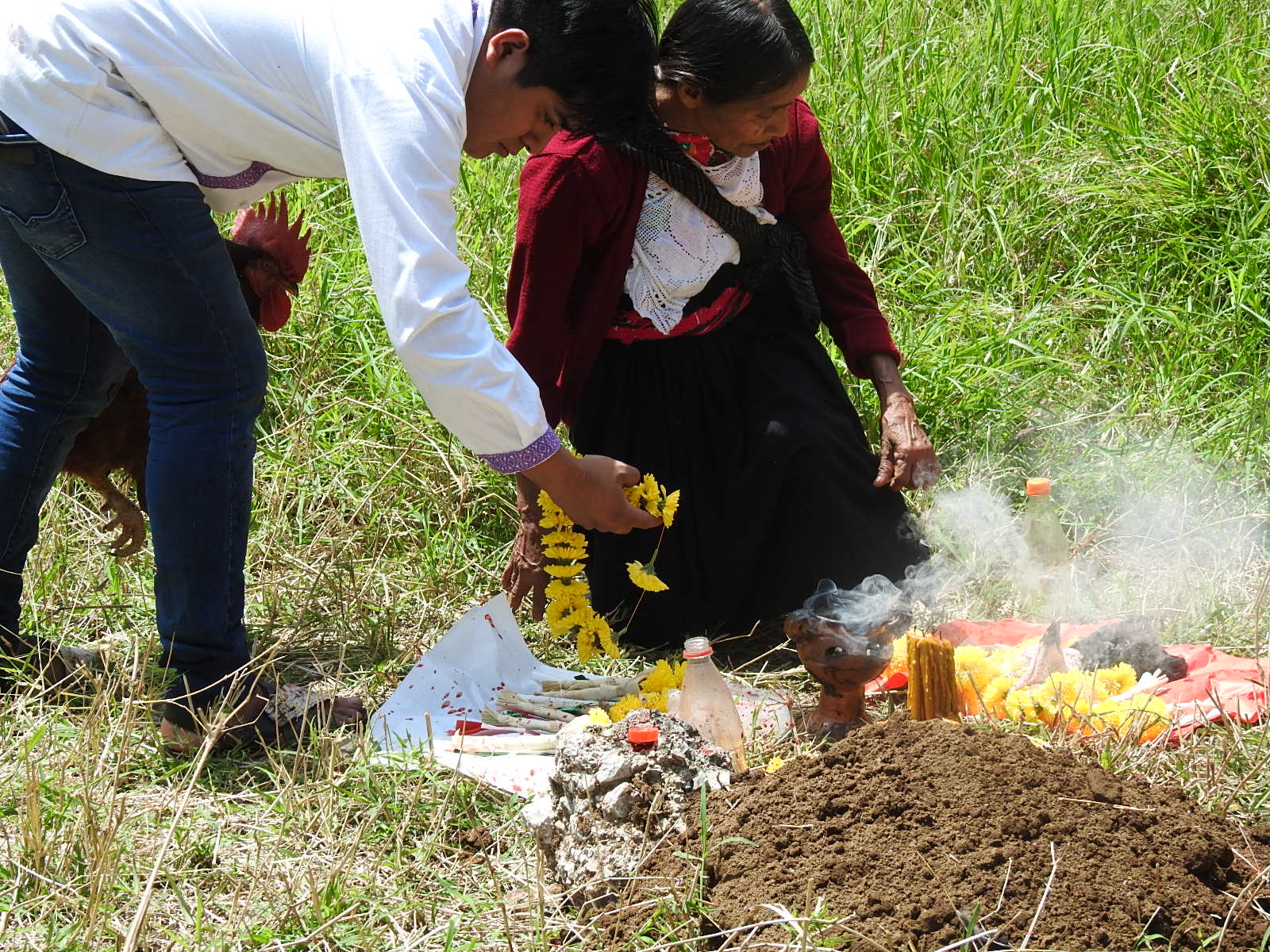 Realizan ofrenda a la madre tierra en Huauchinango