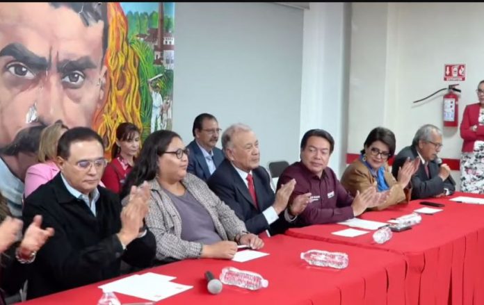 Partido del Trabajo declina a favor de Armando Guadiana en Coahuila