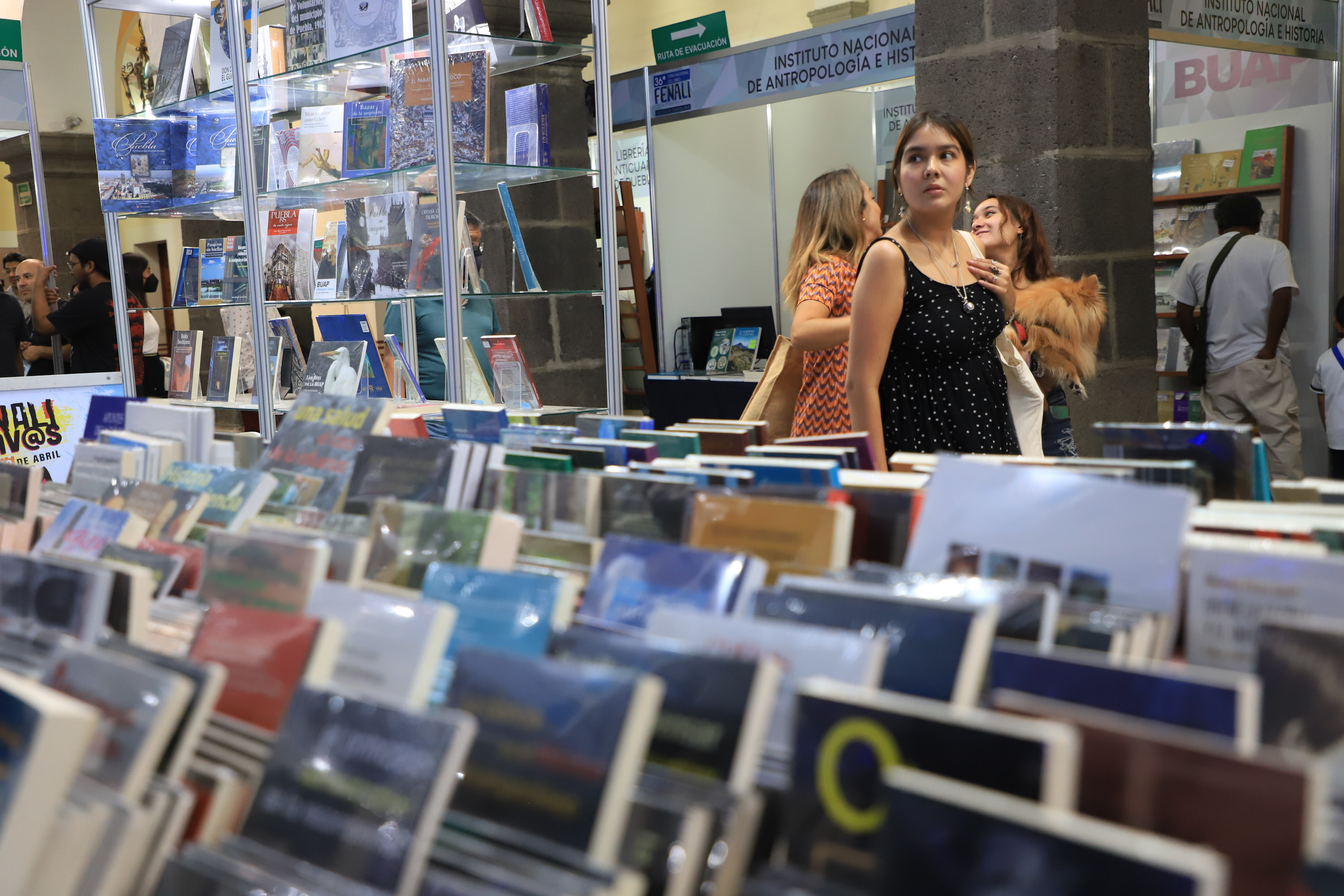 Con Feria del Libro buscan recuperar gusto por la lectura en San Andrés Cholula