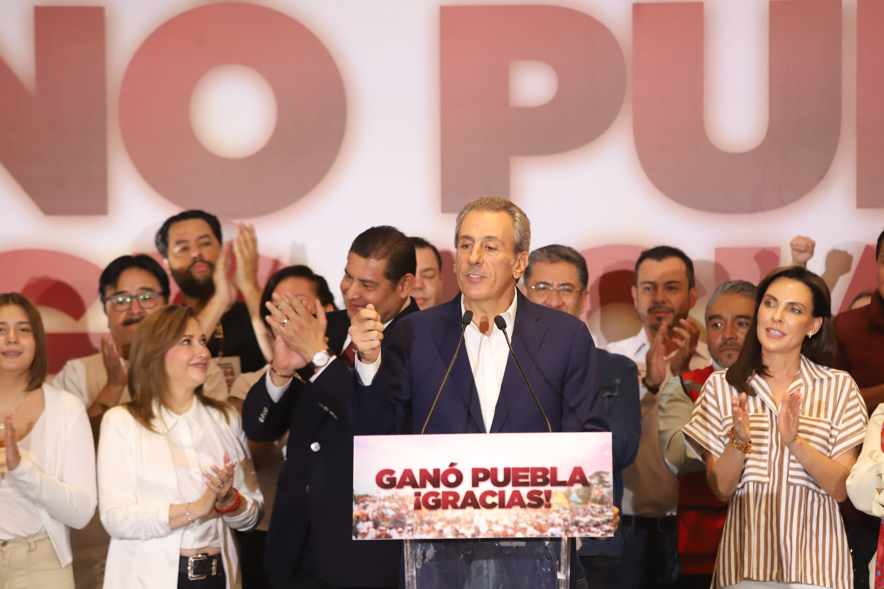 Pepe Chedraui aventaja 19.6% sobre Mario Riestra, señala CEC