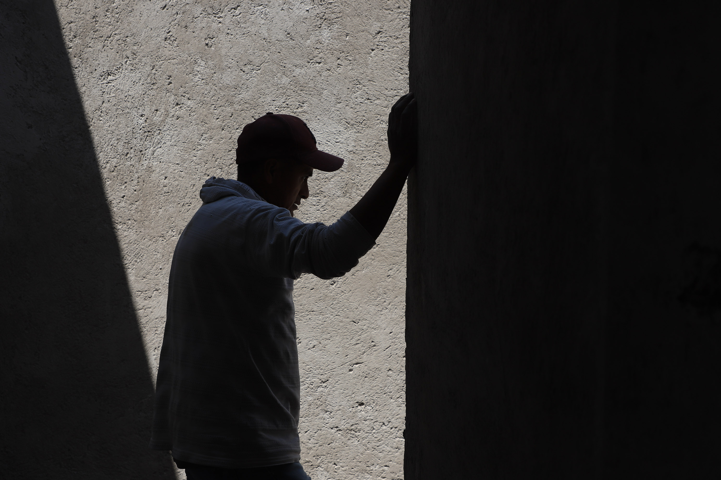 De la obra a la escuela, la UNAM capacita albañiles con cursos gratuitos