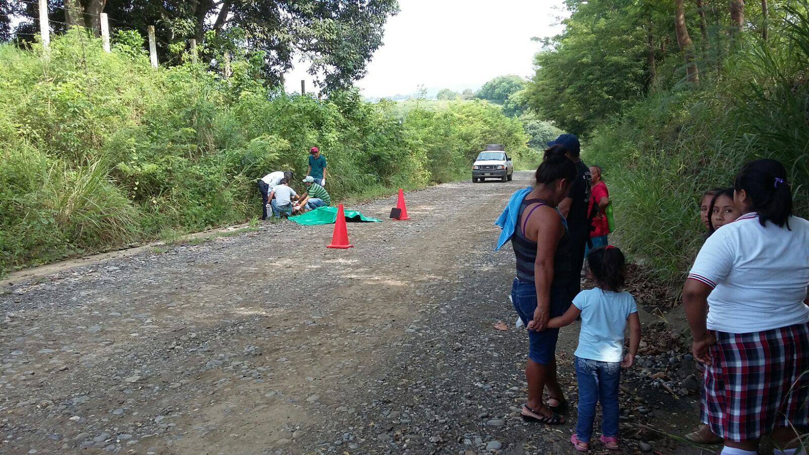 Encuentran a dos hombres asesinados en límites con Veracruz