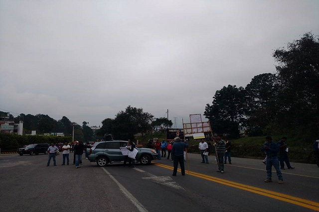 Protestas por gasolinazo pegan a municipios de la Sierra Norte de Puebla