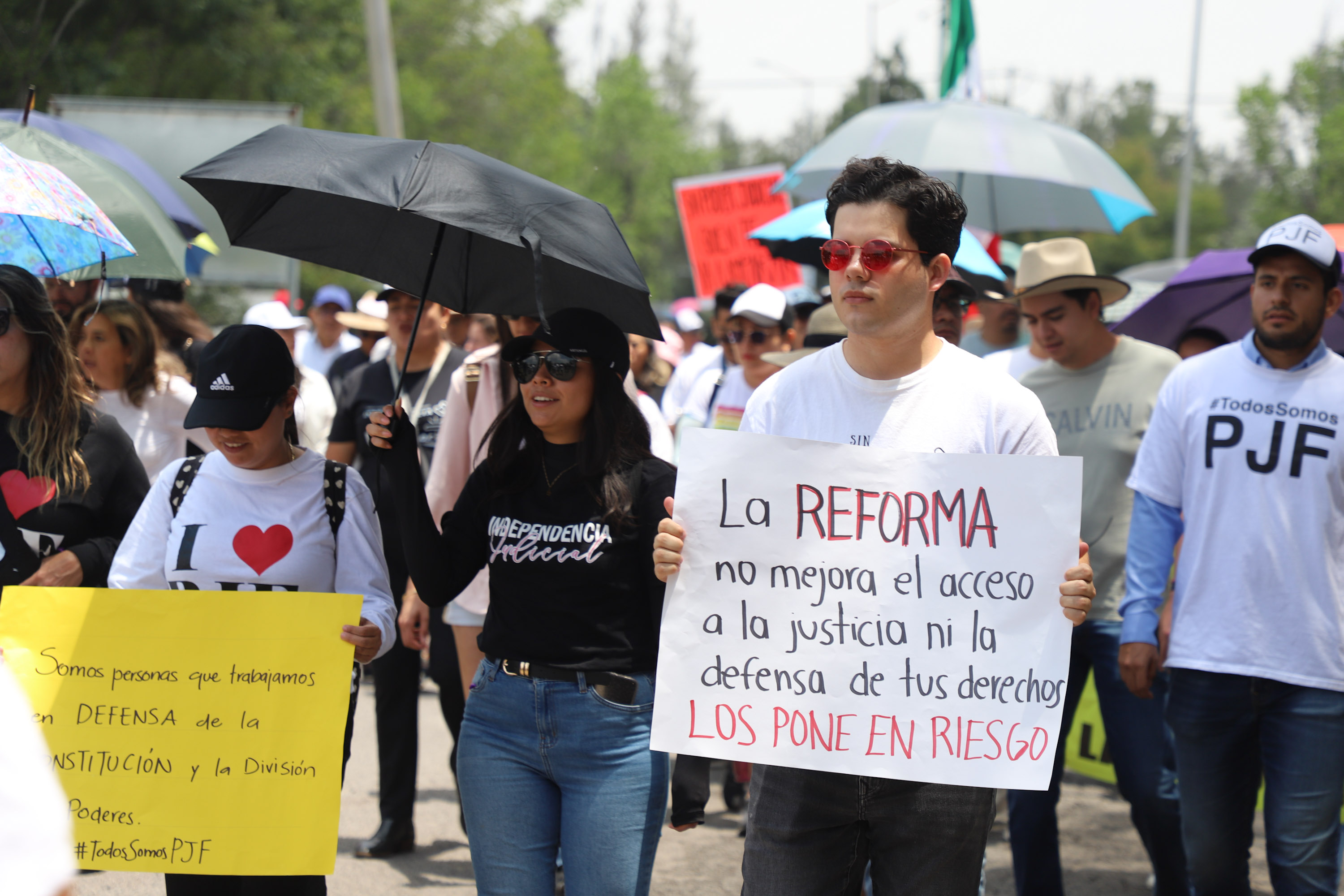 Puebla se une a la marcha nacional en contra de la reforma judicial