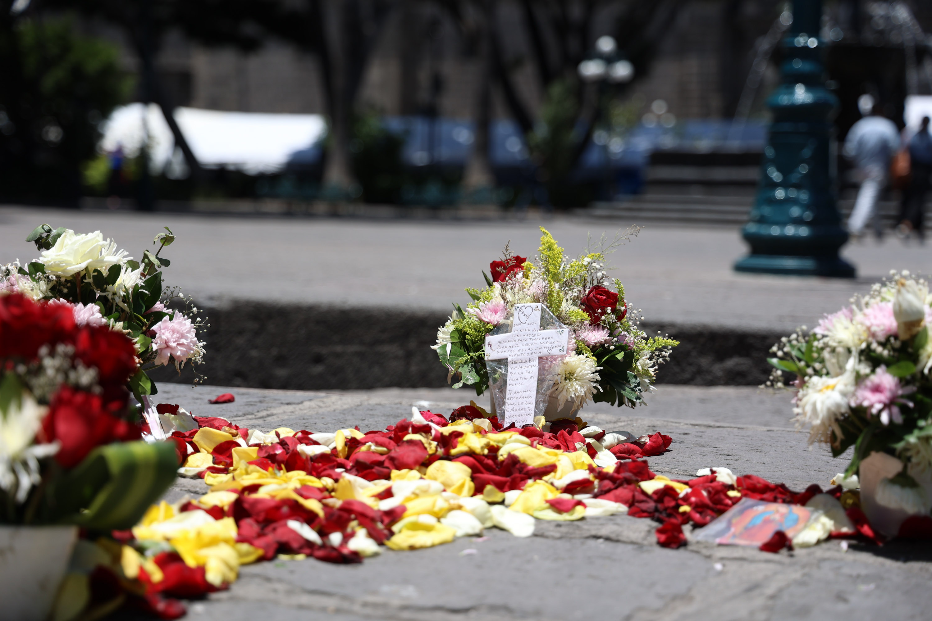 Abuelita recuerda a su nieta quien falleció hace 16 años en el zócalo de Puebla