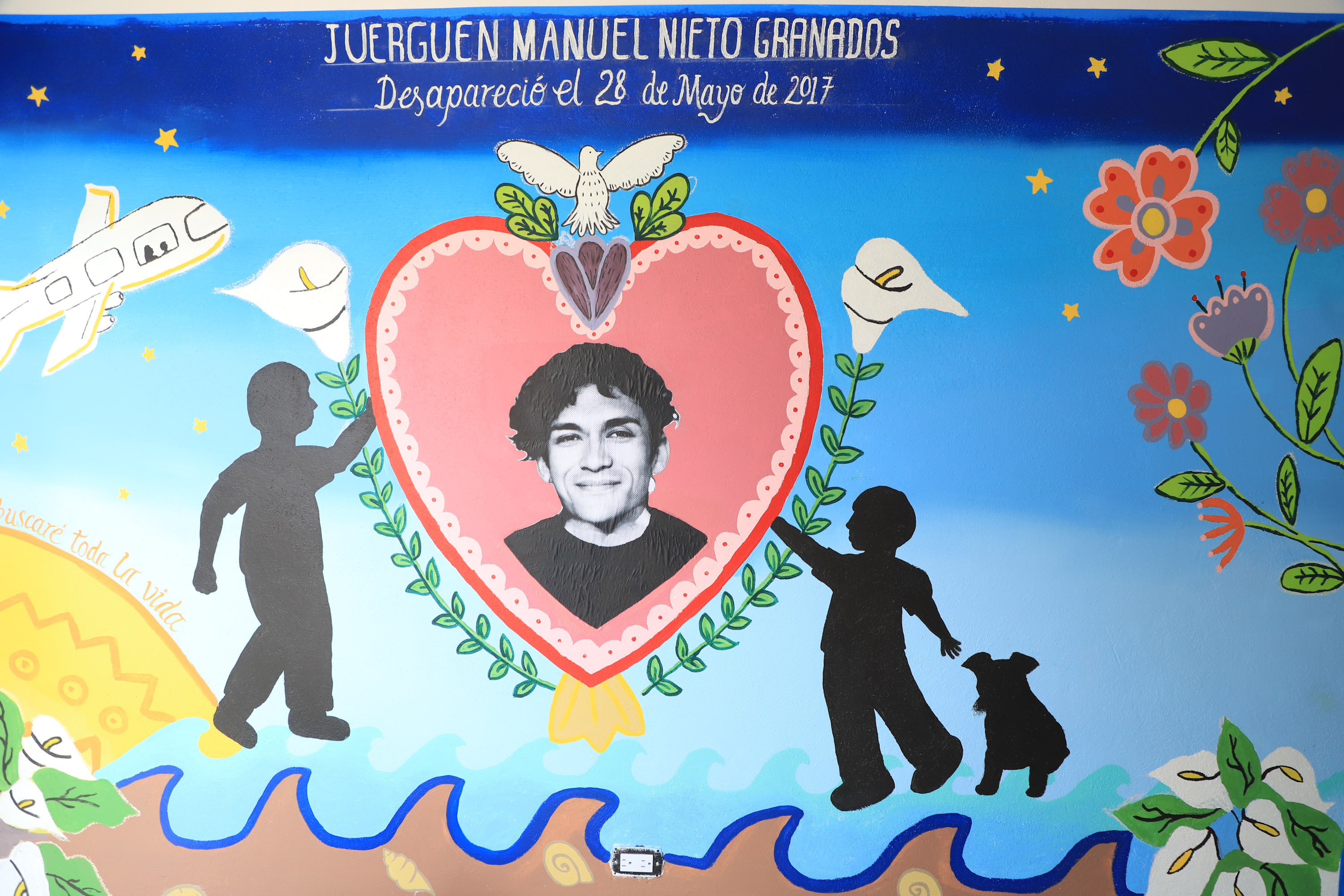 Plasman mural para recordar a Juerguen Manuel Nieto