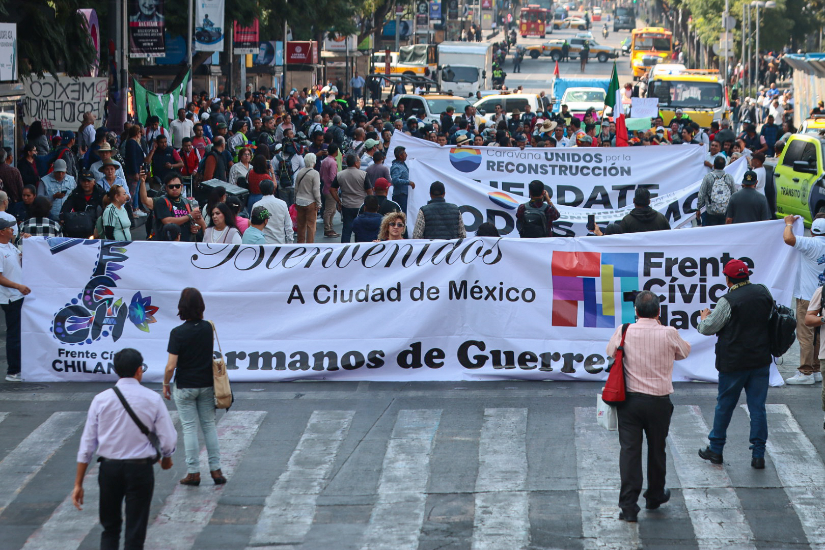 VIDEO: Impiden entrada a mañanera de AMLO a damnificados de Acapulco