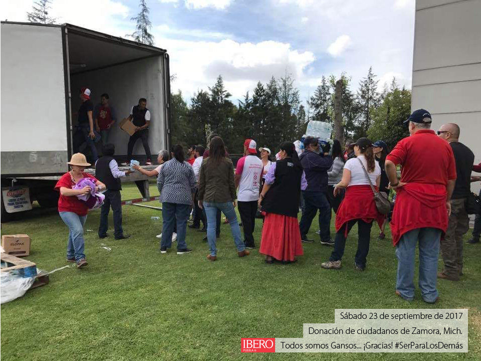 Recibe Ibero Puebla 40 toneladas de víveres de instituciones jesuitas