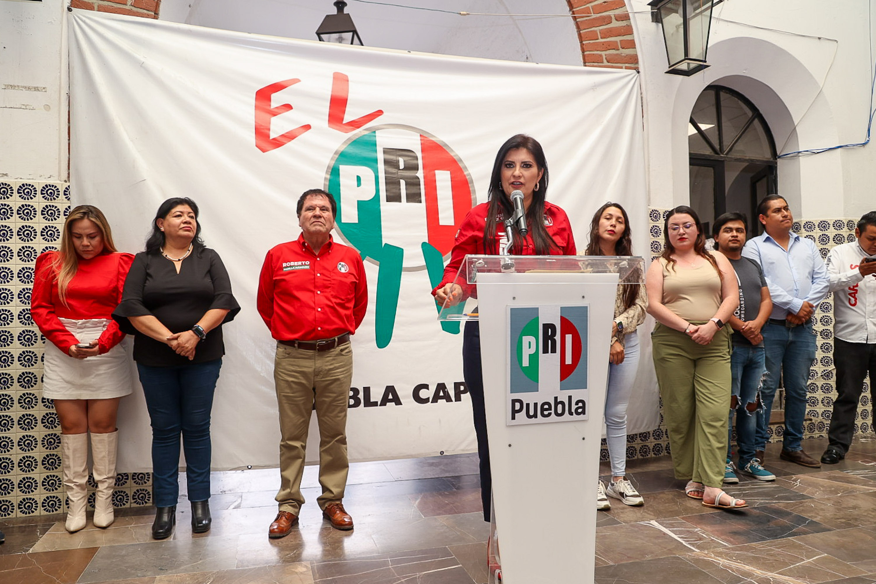 VIDEO Morena quiere reventar el proceso electoral en Puebla: Delfina Pozos