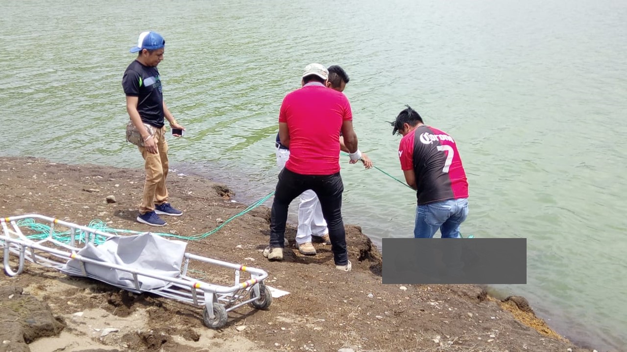 Encuentran muerto a hombre en la presa de Tenango