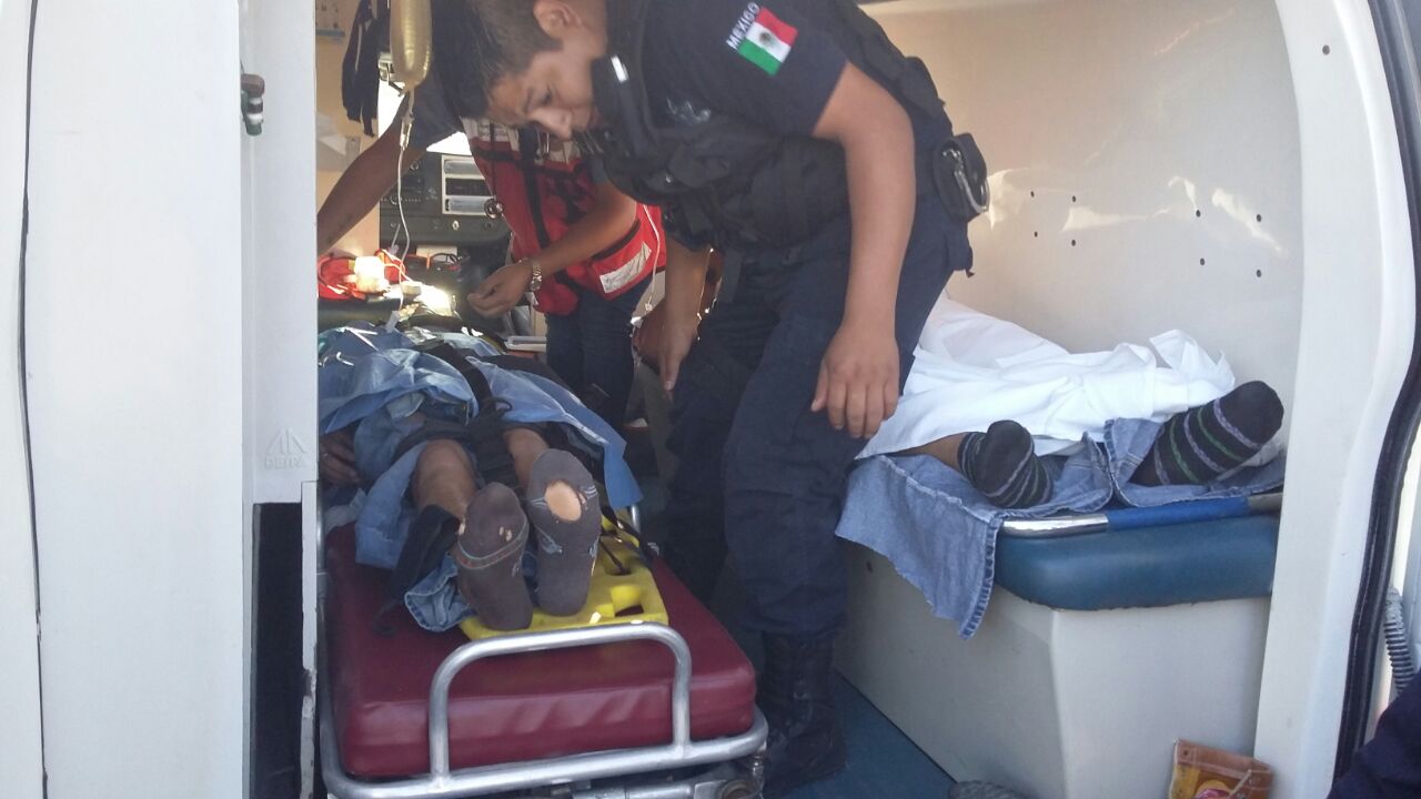 Choque en la México-Tuxpan deja 5 personas heridas