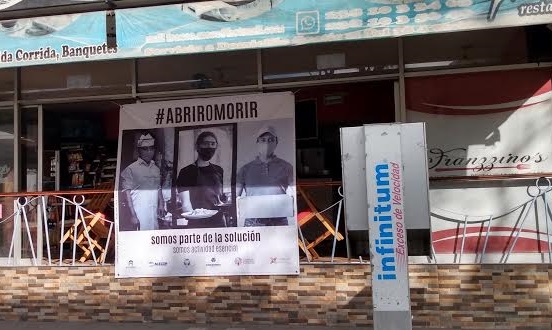 Trabajadores de restaurantes se manifestaron en Tehuacán