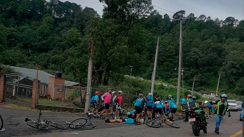 Atropellan a 10 peregrinos en carretera de Michoacán