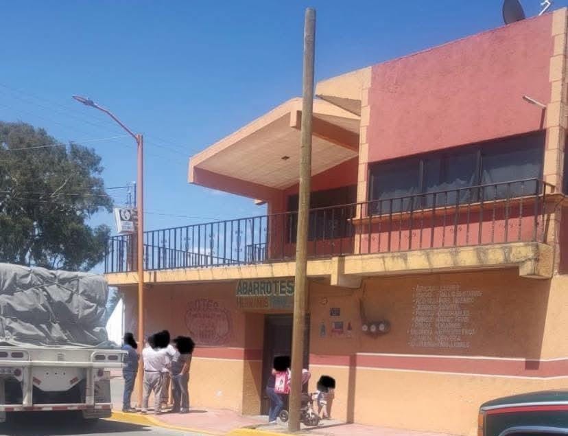 Intentan linchar a hombre en comunidad de Tlachichuca tras robo de celular 