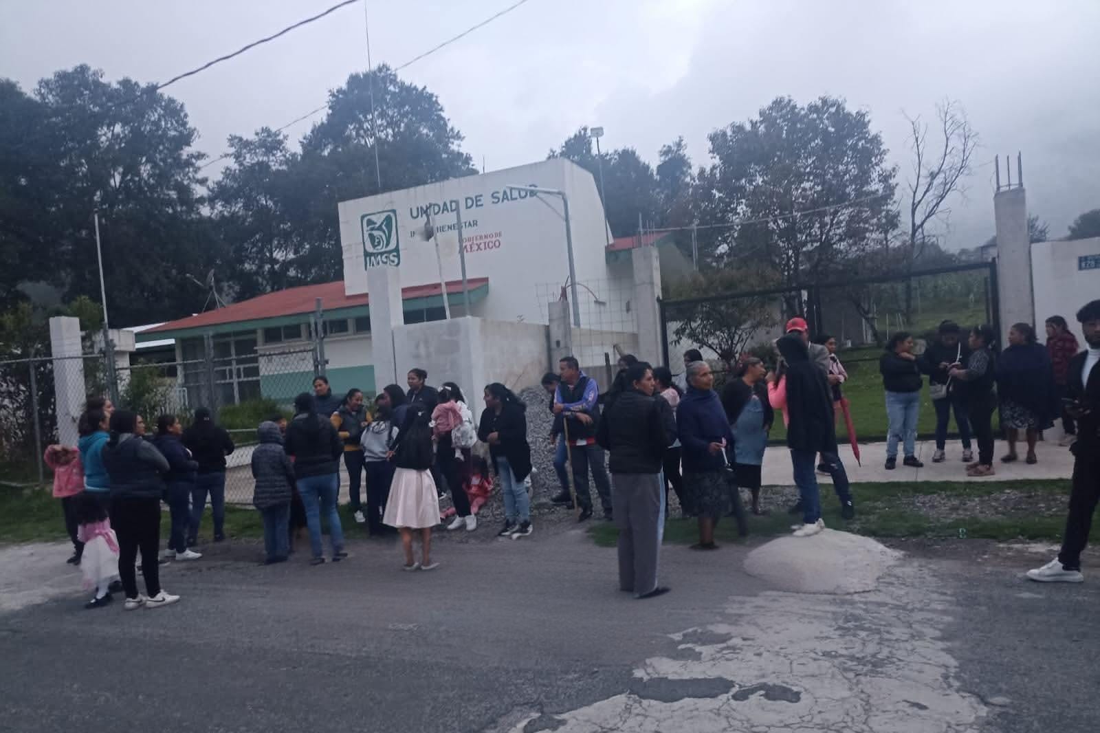 Se manifiestan pobladores de Chilchotla tras negligencia de enfermera en contra de un bebé 