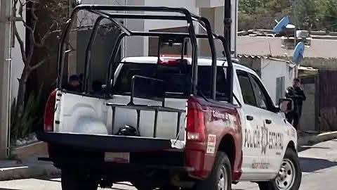 Ejecutan a hombre dentro de su automóvil en comunidad de Tepeaca