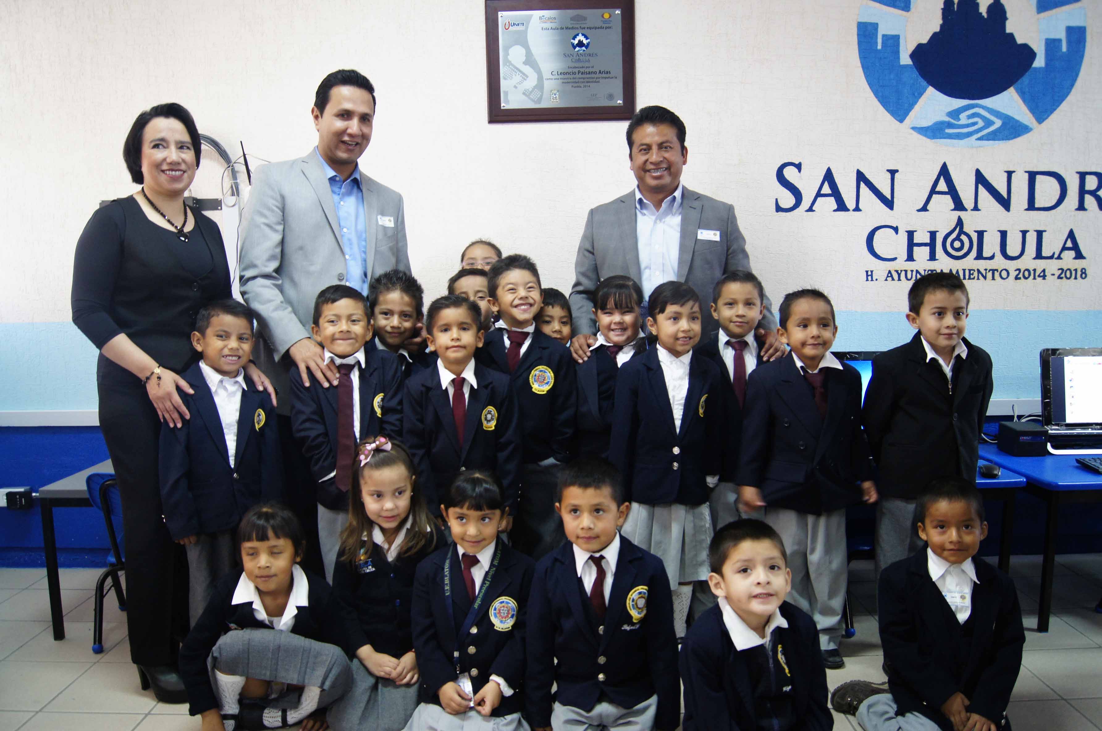 Equiparán en San Andrés 82 aulas de medios hasta 2018