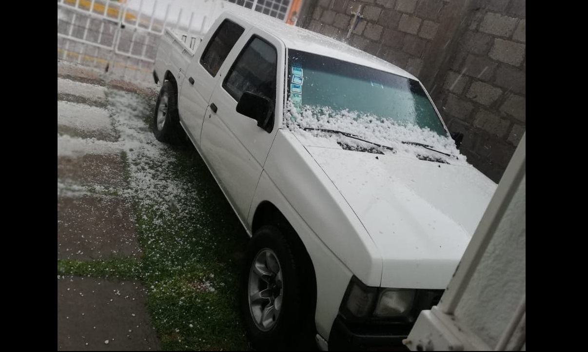 En plena lluvia roban camioneta en Tecamachalco