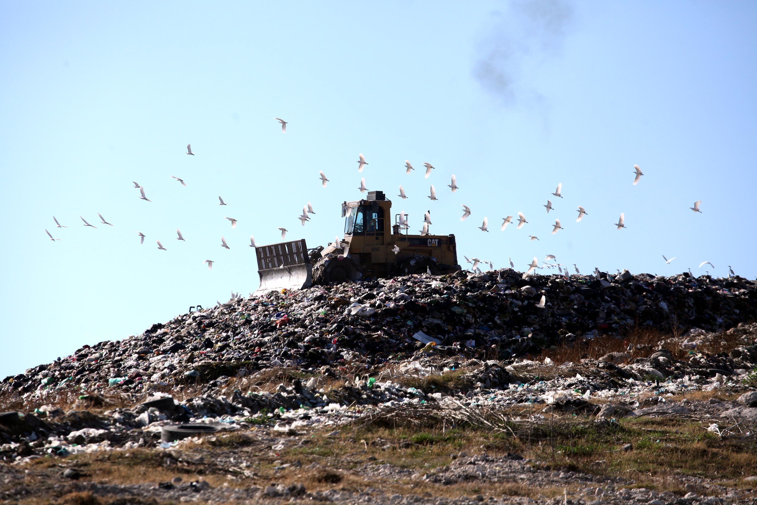 Puebla recibe 300 pesitos por tonelada de basura de municipios que depositan en Chiltepeque