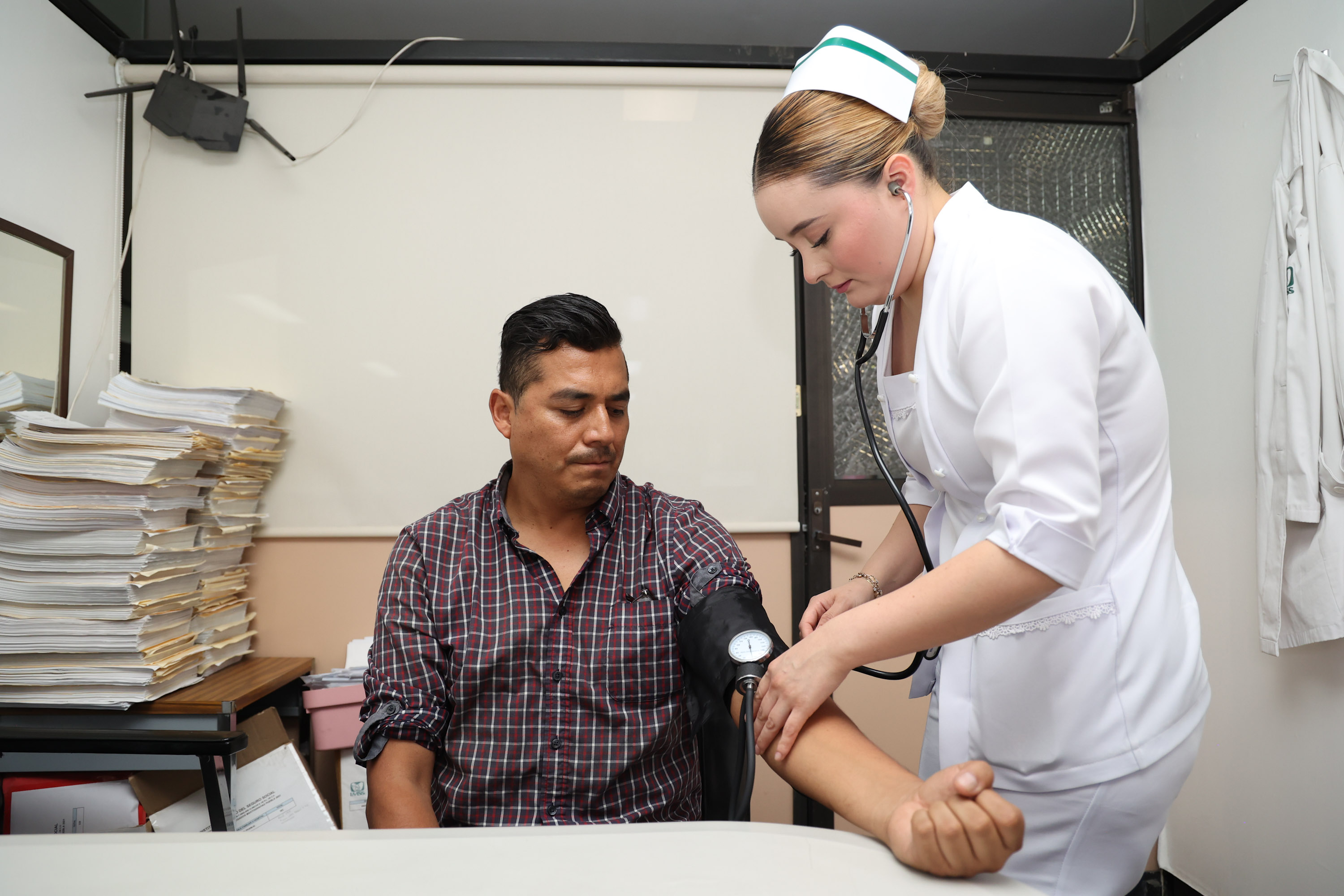 VIDEO Mi vocación es servir a la gente, afirma la enfermera Liliana Mendoza