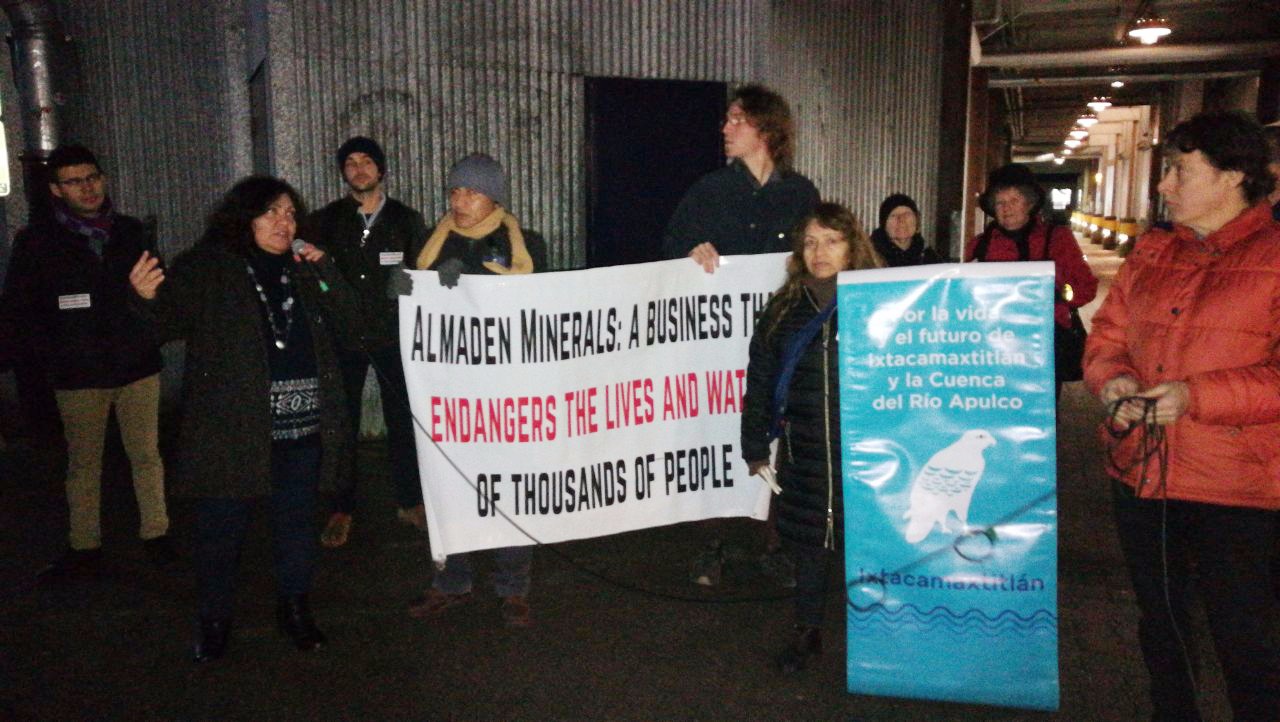 Protestan en Canadá contra proyecto minero en Ixtacamaxtitlán