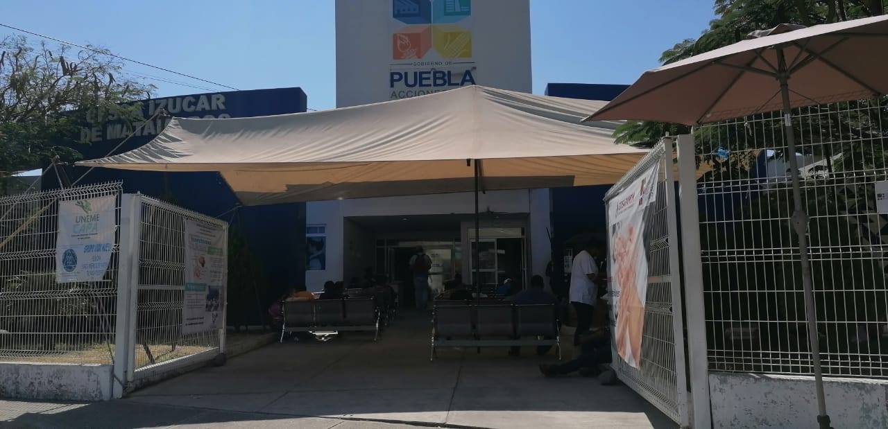 Denuncian que hay poco personal médico en el CESSA de Izúcar 