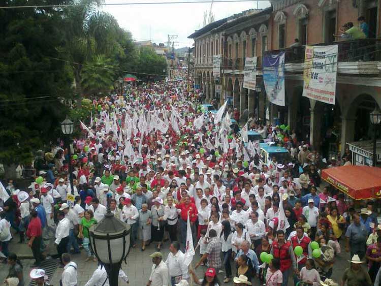 Convoca López Angulo a recuperar las calles de Huauchinango