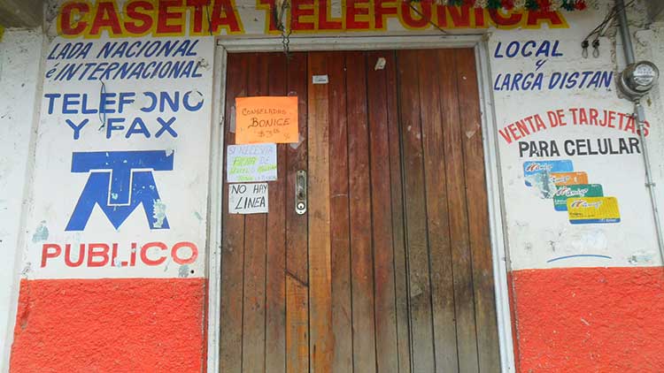 Deja Telmex sin servicio a pobladores de Nuevo Zoquiapan