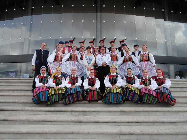 Teziutlán recibe a Polonia en un intercambio cultural de danza