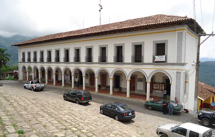 Afecta Fernand viviendas en Xochitlán de Vicente Suárez