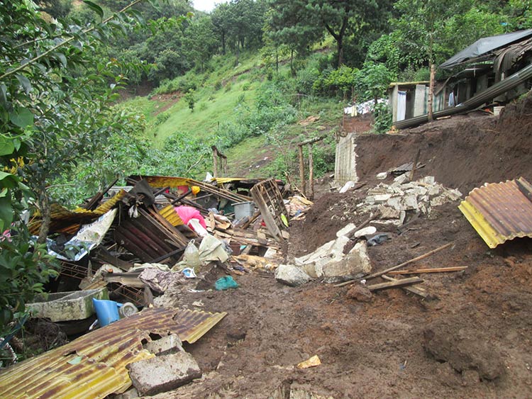 Afectadas por lluvias más de 4 mil familias en Puebla: Sedatu