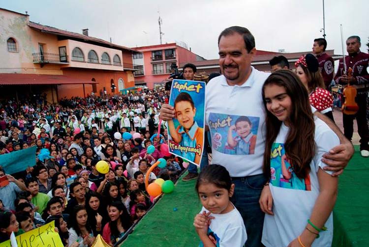 Reúne Japhet Jaquim a más de 2 mil personas en Teziutlán