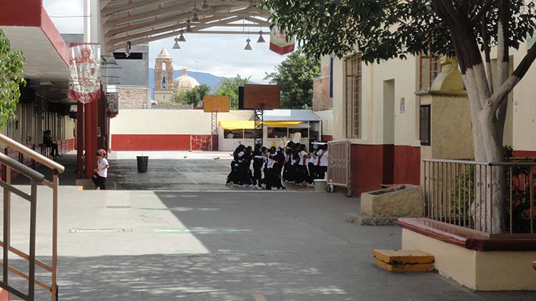 Reanudan clases en primara Zaragoza de Tehuacán