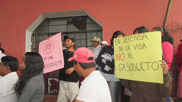 Denuncian indígenas de Cuacuila intimidación por oponerse a gasoducto 