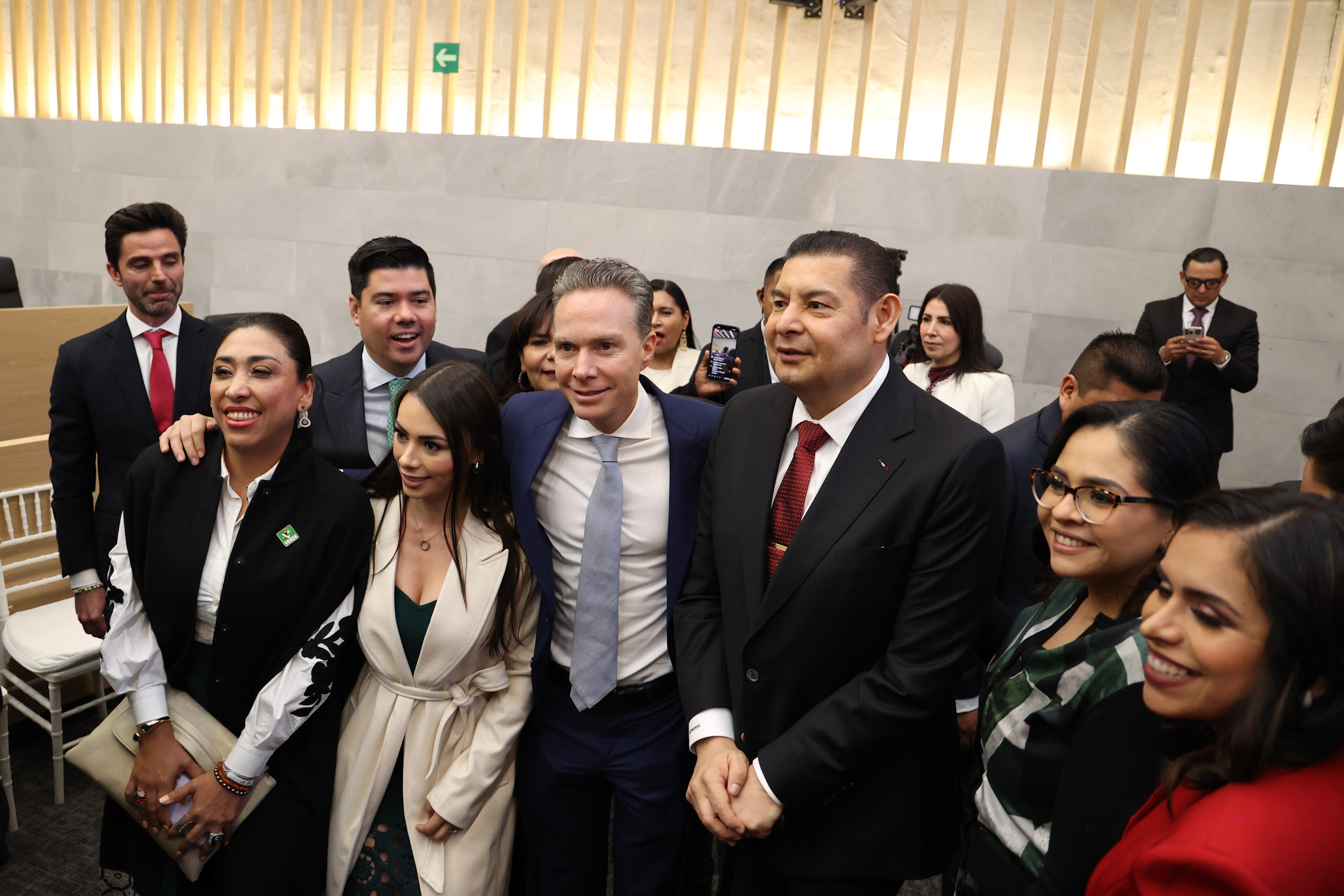 Apoyaremos los proyectos de las mujeres: Alejandro Armenta