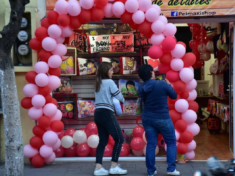 Revista del consumidor dedica edición de febrero a San Valentín