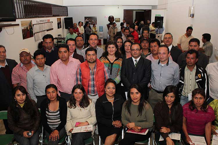 Clausura Fernández del Campo cursos para ediles electos del PRI