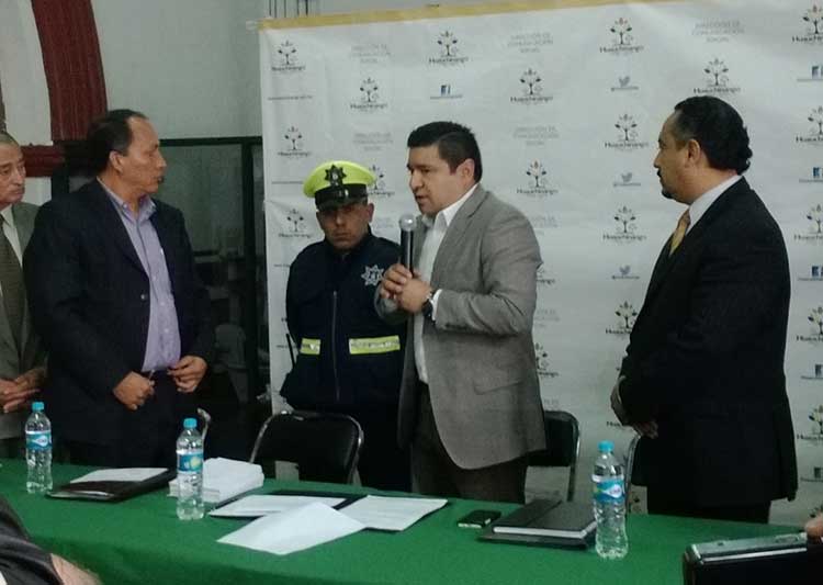 Premia edil de Huauchinango a policía acusado de agresión contra ciudadano