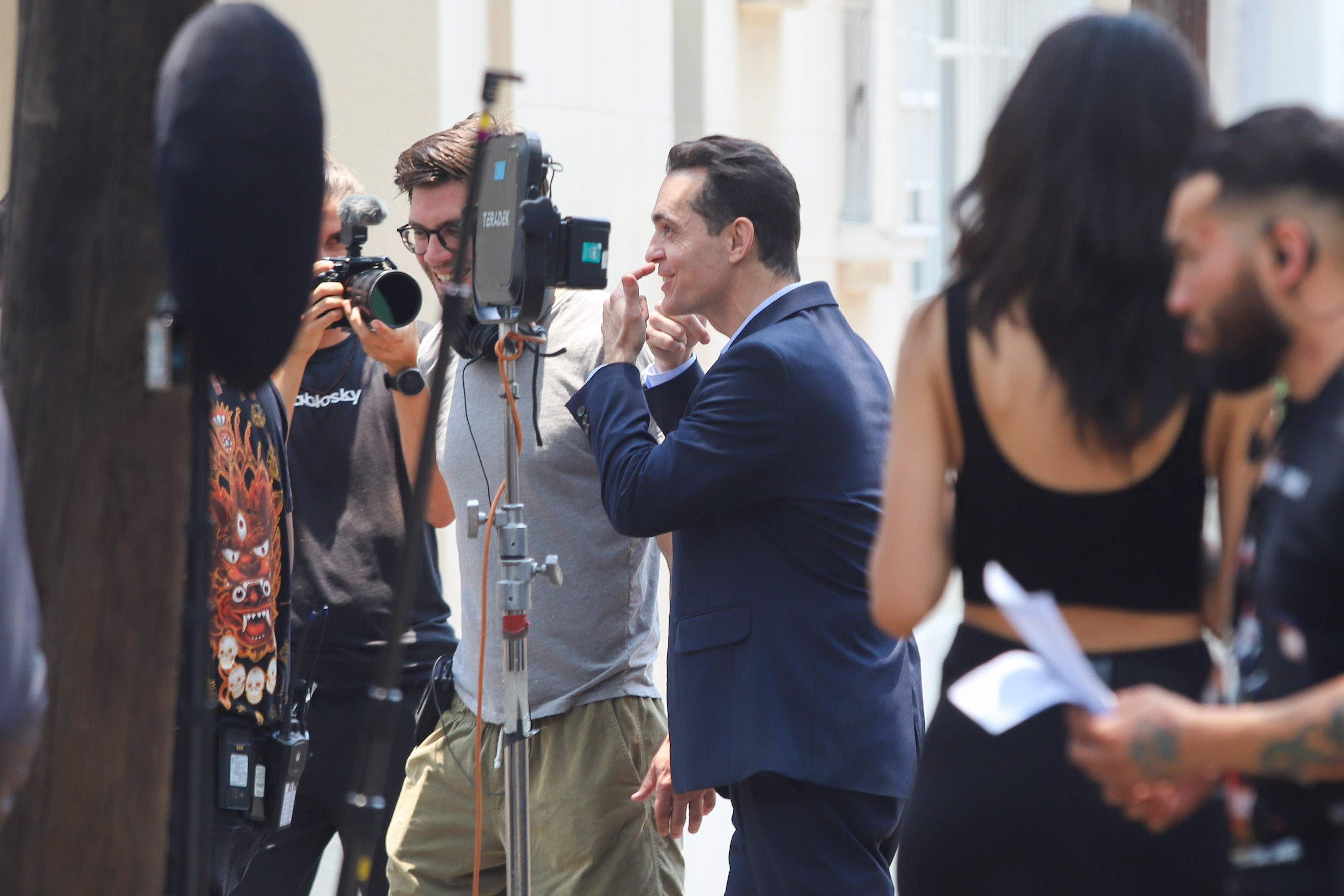 VIDEO Actor español Pedro Alonso se encuentra grabando en Puebla