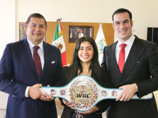 Puebla se suma a la Clase Nacional de Boxeo con la Firma del Cinturón por la Paz