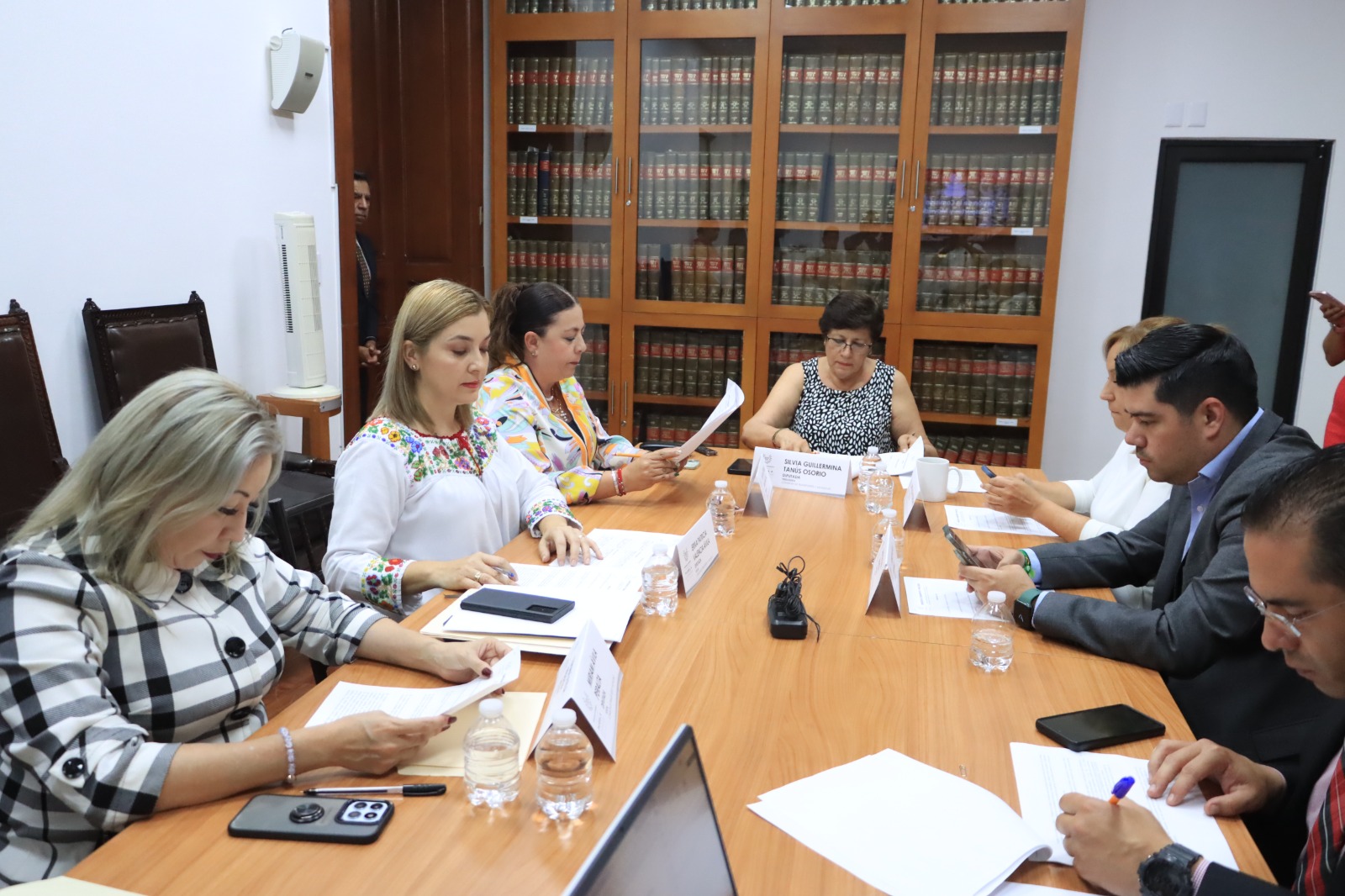 Aprueban diputados acuerdo para difundir derechos de usuarios de transporte