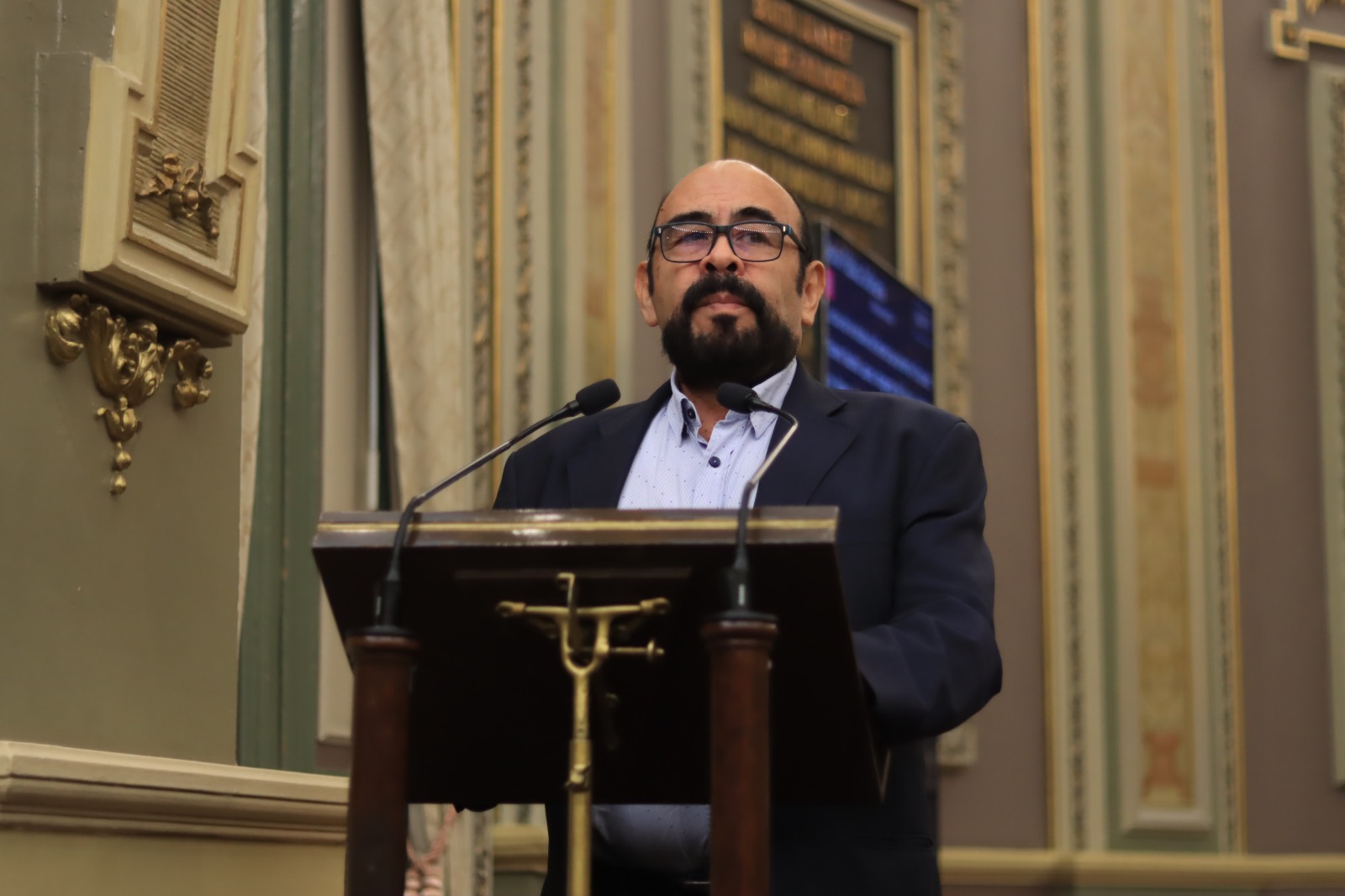 Diputados proponen garantizar atención médica domiciliaria a adultos mayores