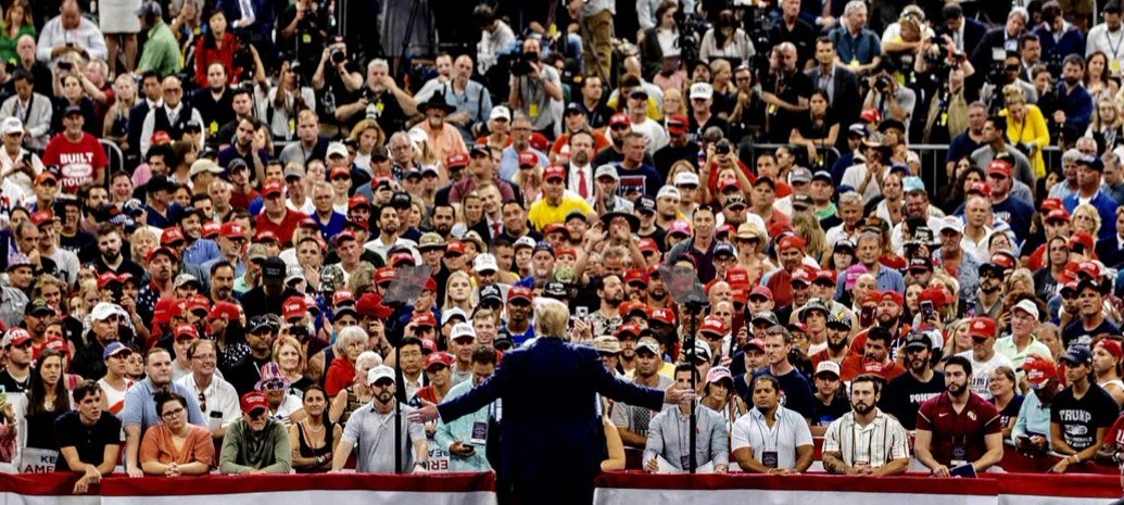 Aprueban juicio político contra Trump por abuso de poder 