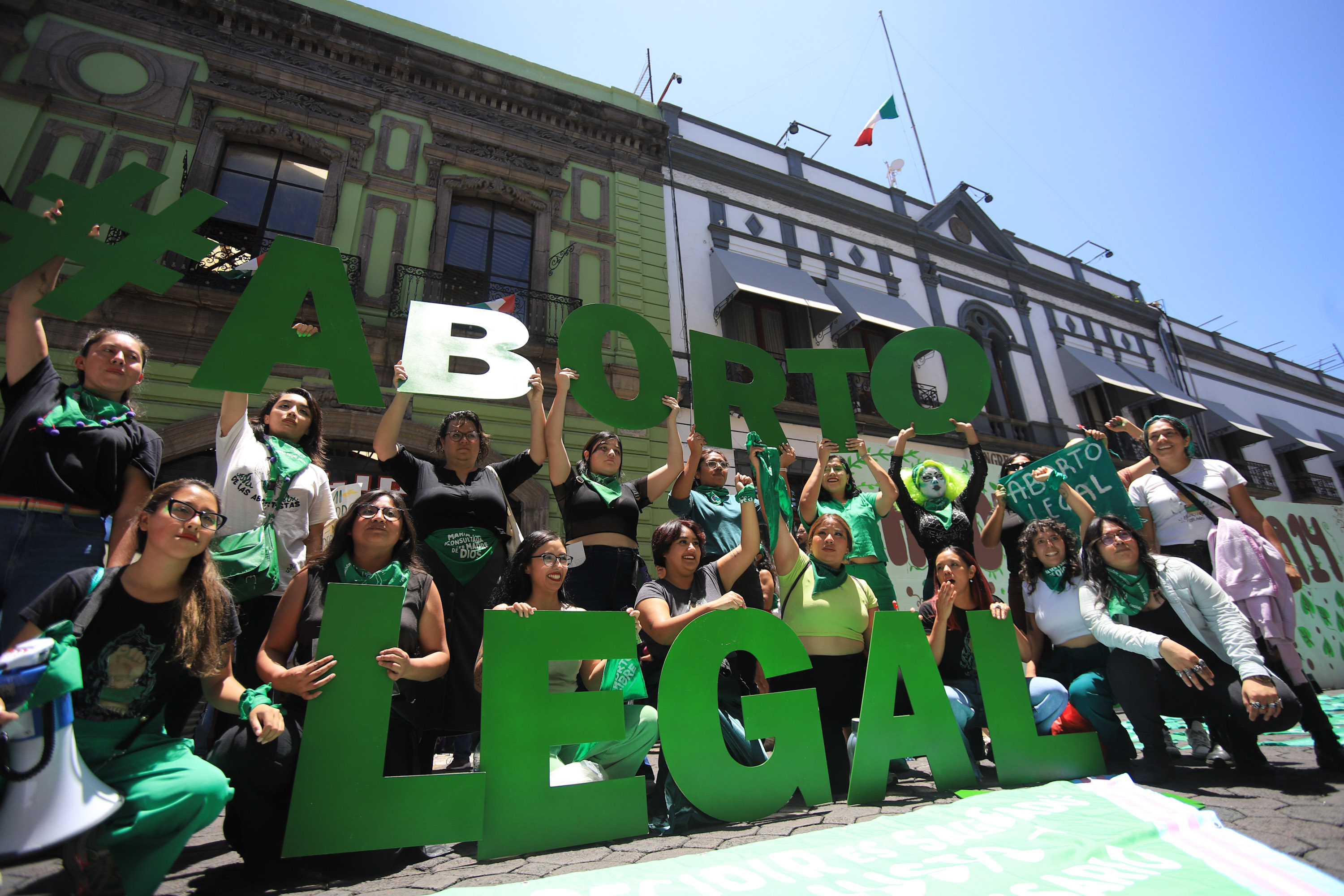 Es oficial, el aborto ya es legal en Puebla antes de las 12 semanas 